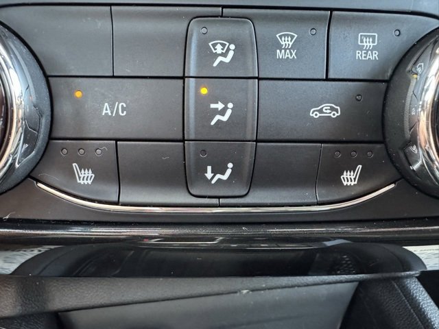 Used 2024 Chevrolet TrailBlazer ACTIV w/ Driver Confidence Package image 11