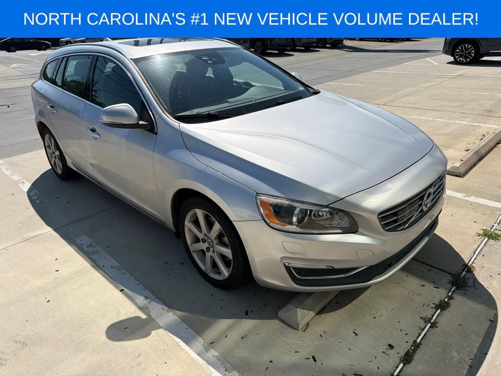 Used 2016 Volvo V60 T5 Platinum w/ Climate Package FWD image 1