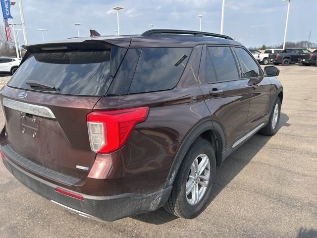 Used 2020 Ford Explorer XLT w/ Equipment Group 202A image 5