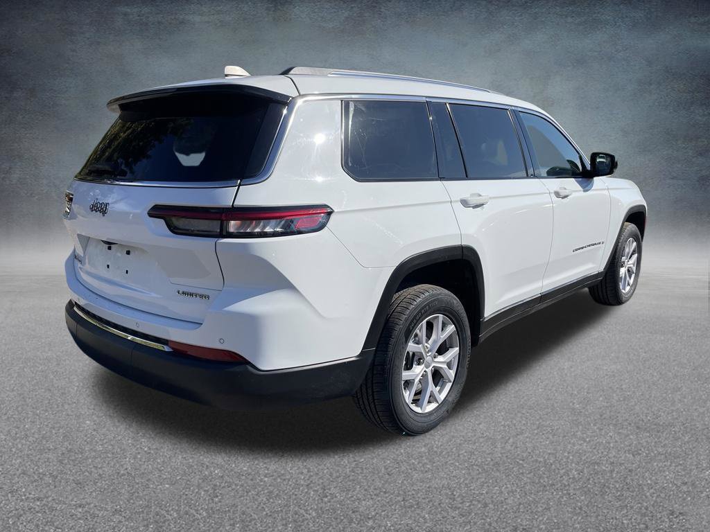 Used 2022 Jeep Grand Cherokee L Limited AWD/4WD image 10