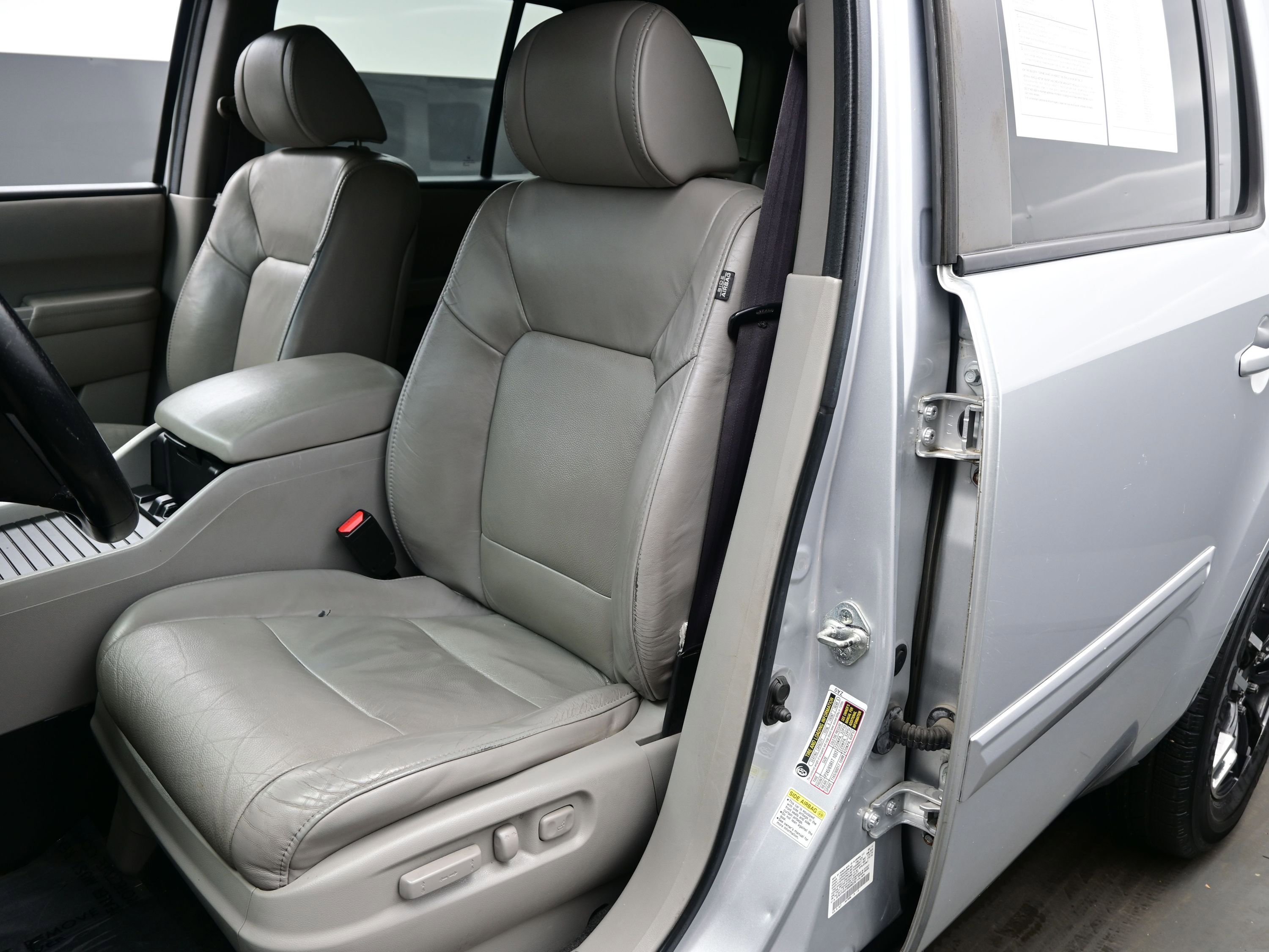 Used 2011 Honda Pilot EX-L image 11