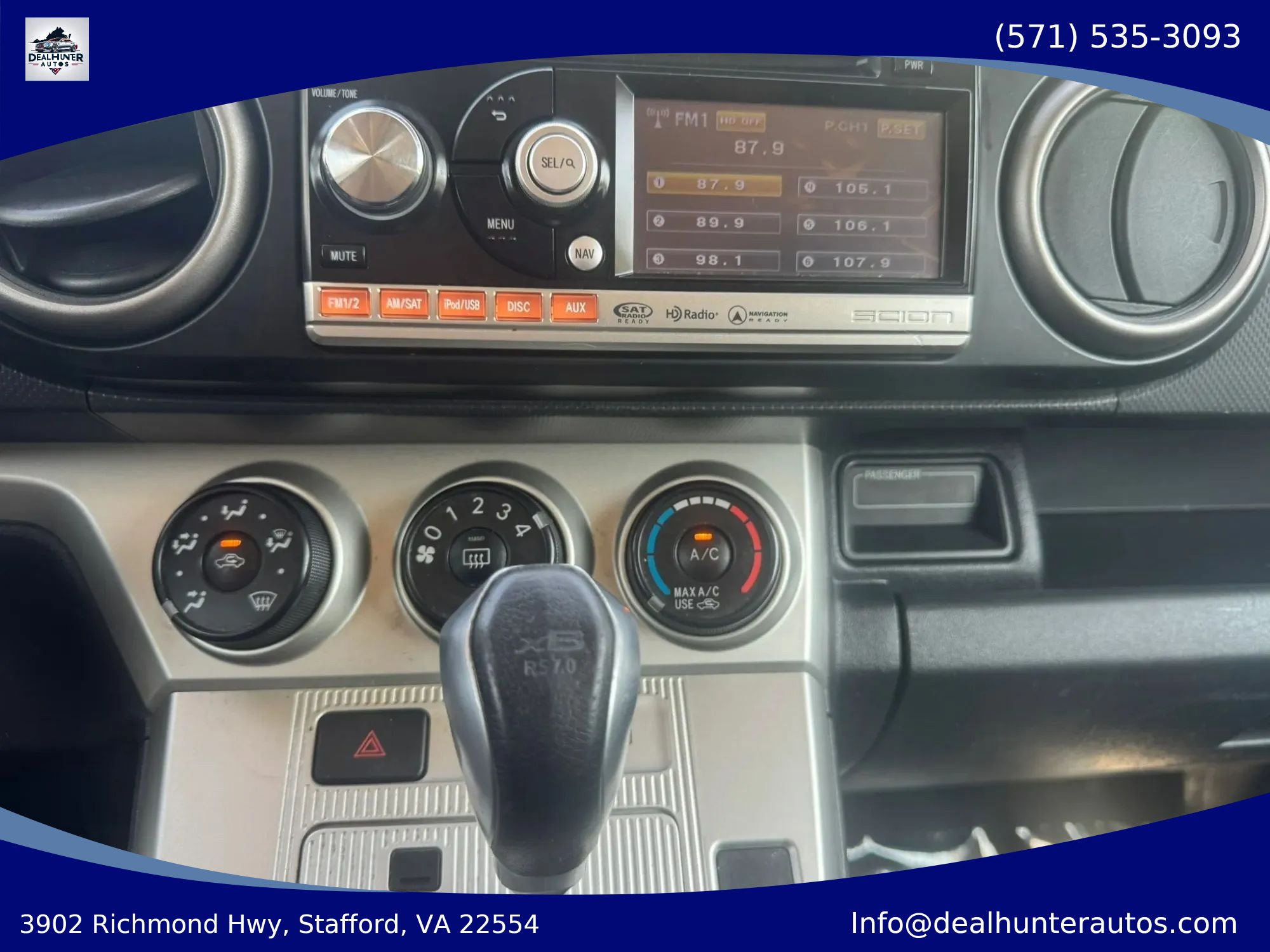 Used 2010 Scion xB FWD image 22