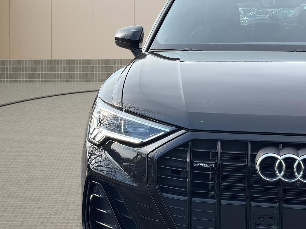 Used 2024 Audi Q3 2.0T Premium Plus image 10