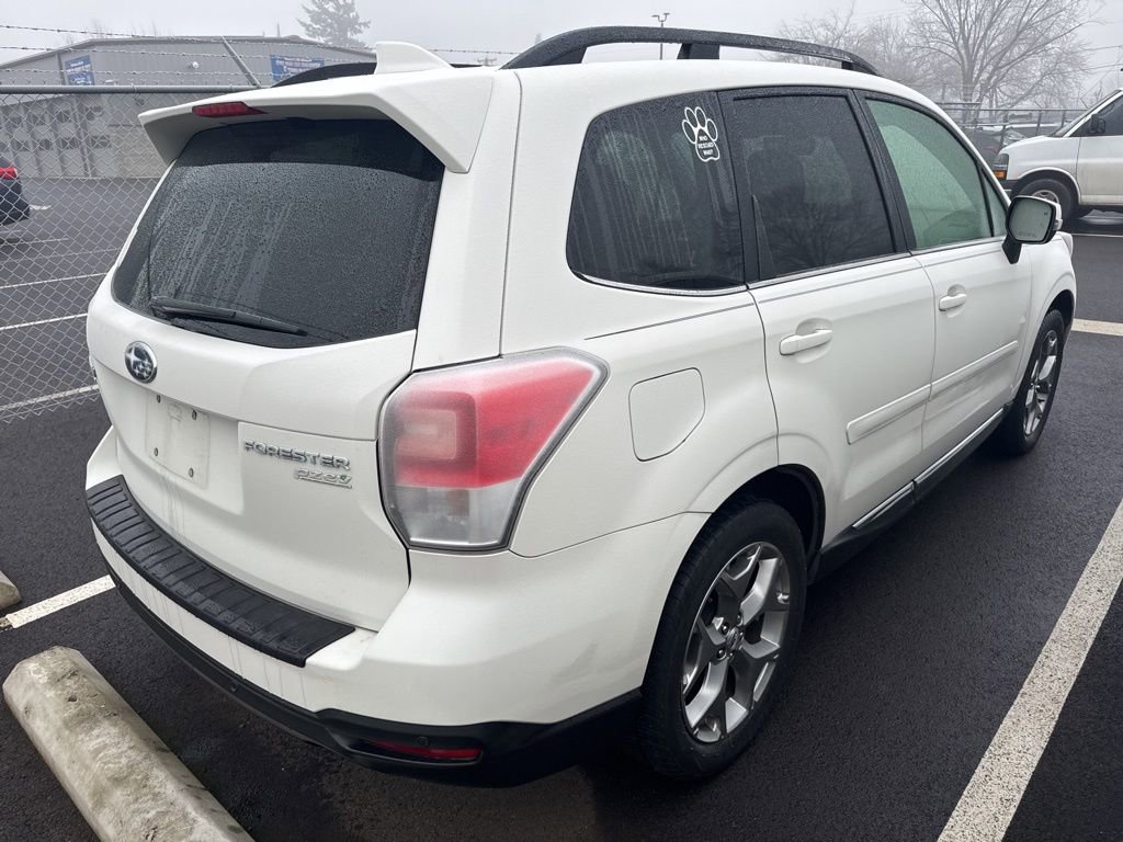 Used 2017 Subaru Forester 2.5i Touring image 3