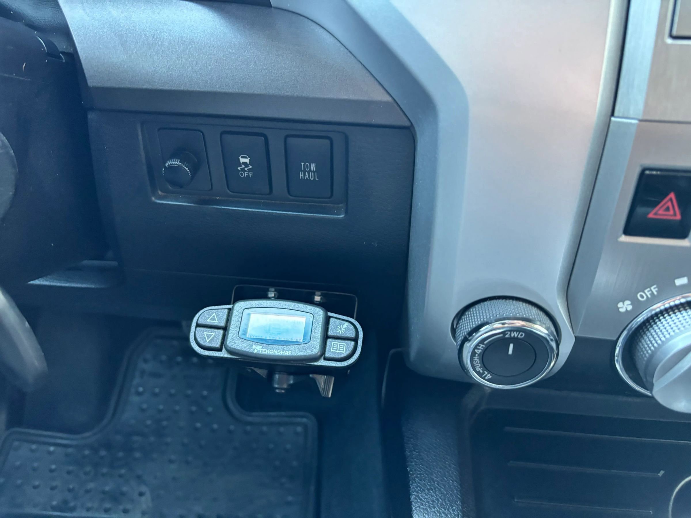 Used 2014 Toyota Tundra SR5 image 18