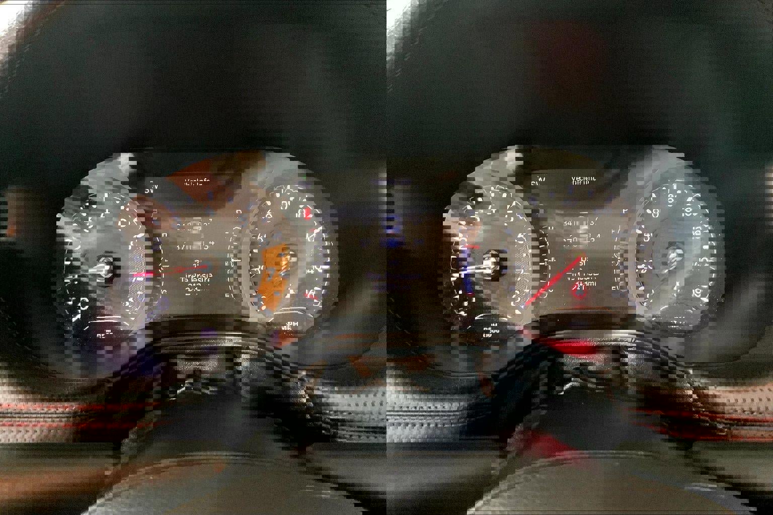 Used 2024 Jeep Compass Trailhawk image 20