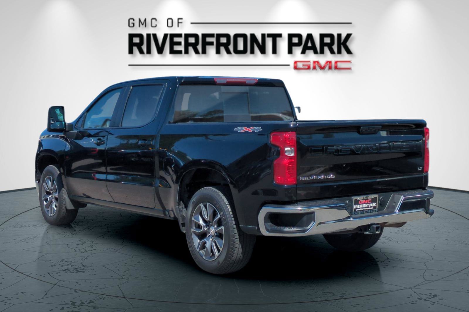 Used 2023 Chevrolet Silverado 1500 LT w/ All Star Edition Plus AWD/4WD image 5