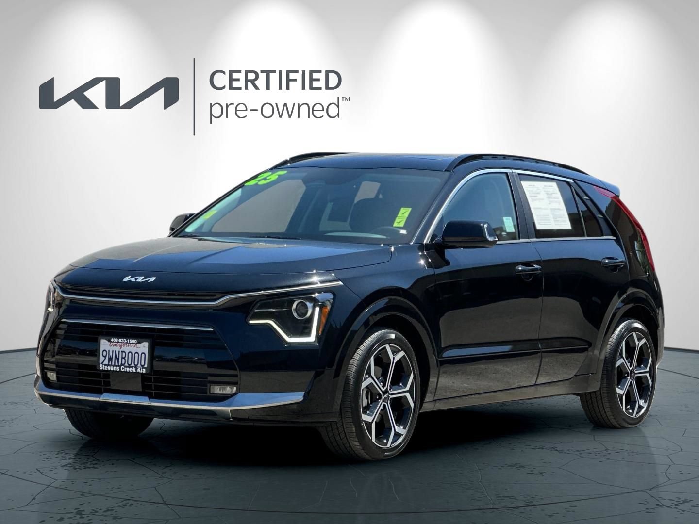 Certified 2025 Kia Niro EX Touring FWD image 8