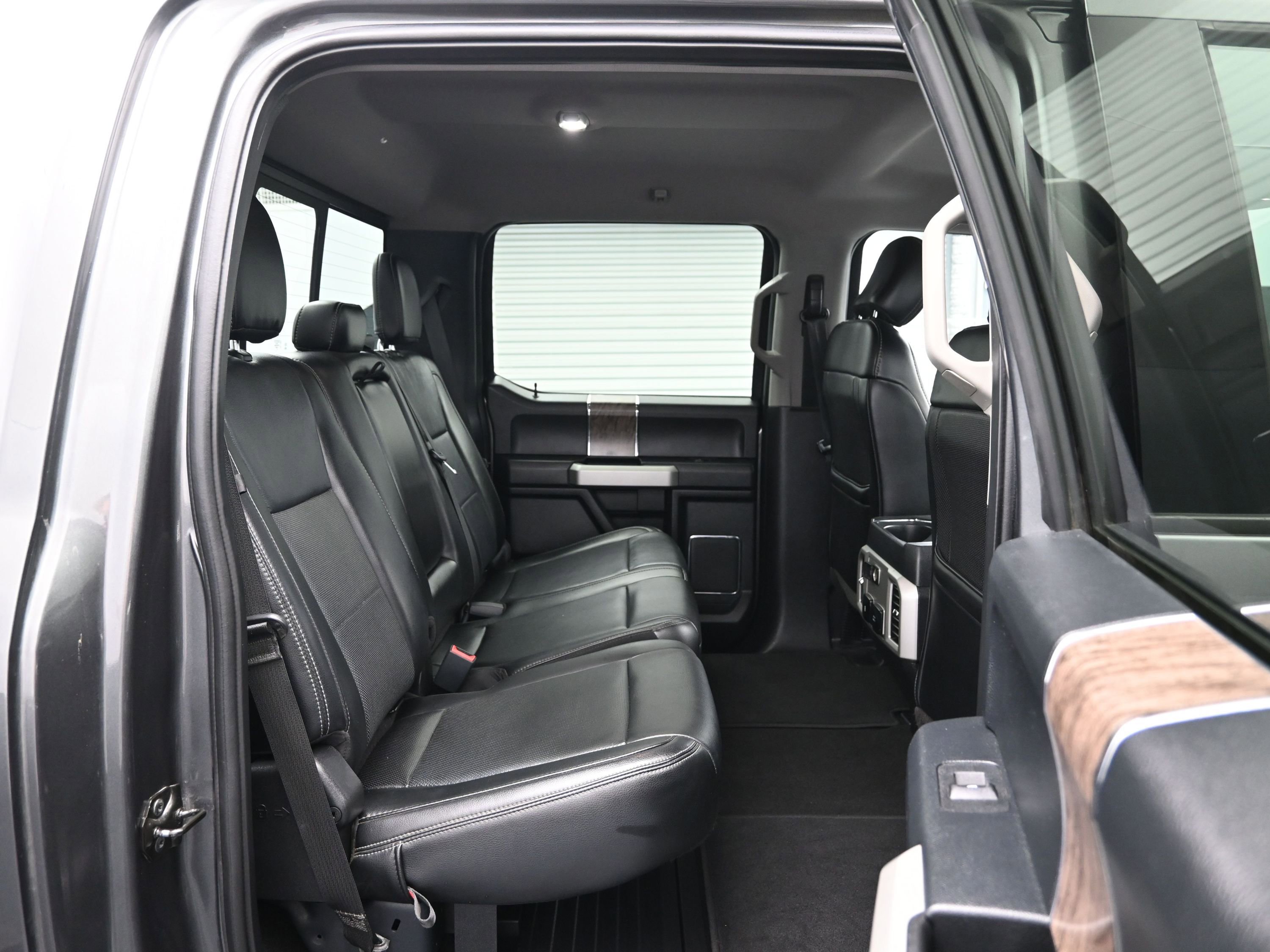 Used 2019 Ford F250 Lariat w/ Lariat Value Package image 12