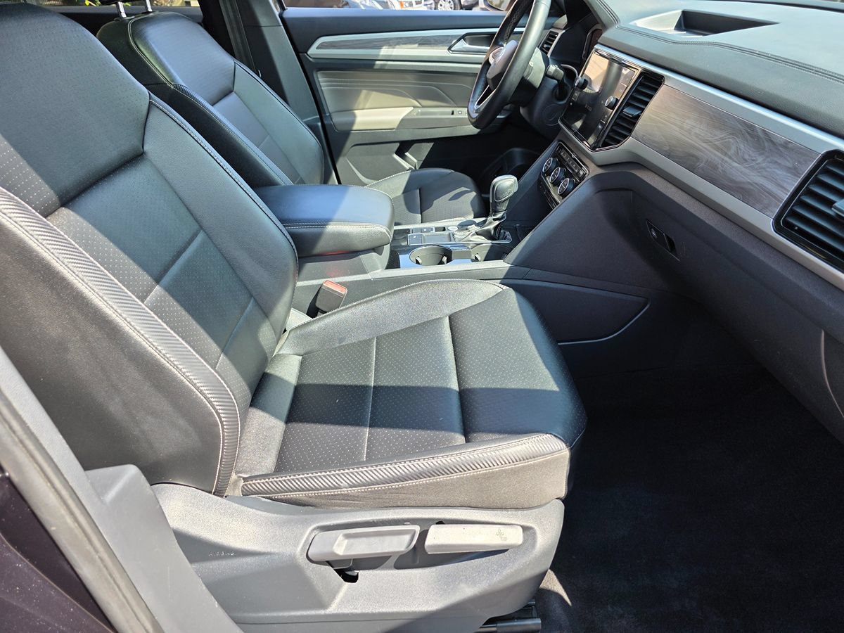 Used 2023 Volkswagen Atlas Cross Sport SE FWD image 15