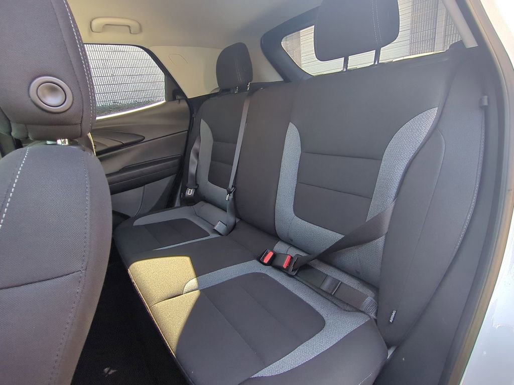 Used 2025 Chevrolet TrailBlazer LT image 27