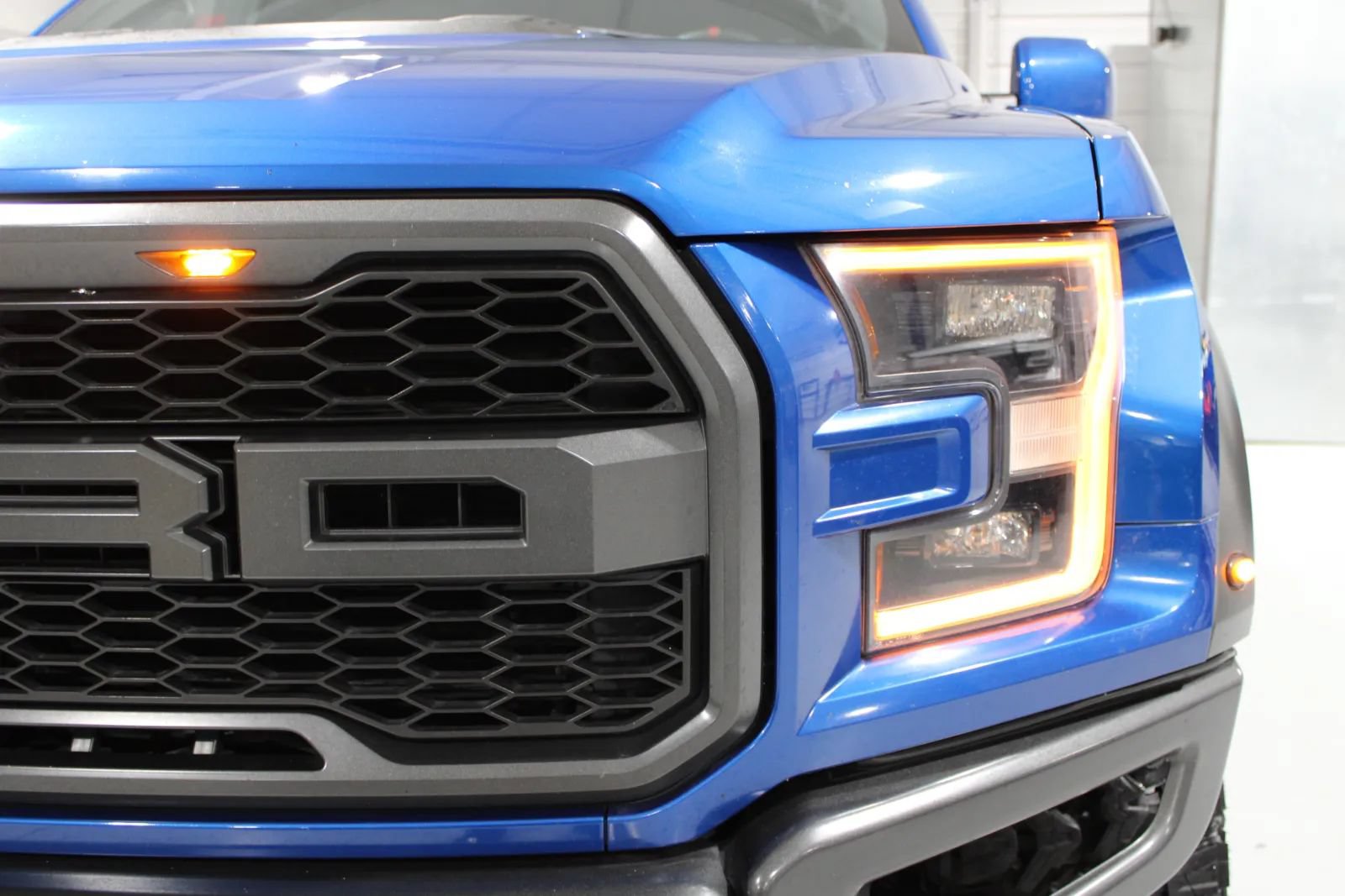 Used 2018 Ford F150 Raptor w/ Equipment Group 802A Luxury AWD/4WD image 45