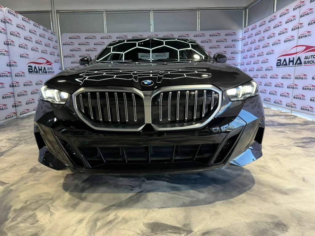 Used 2026 BMW 530i xDrive image 4