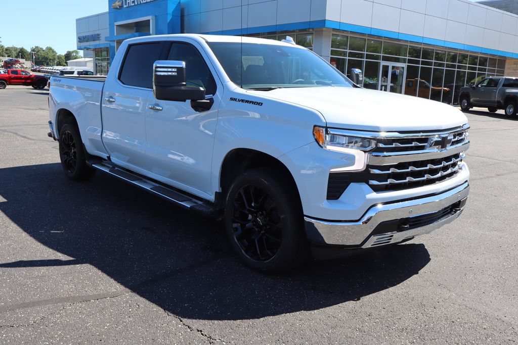New 2026 Chevrolet Silverado 1500 LTZ w/ LTZ Premium Package AWD/4WD image 2