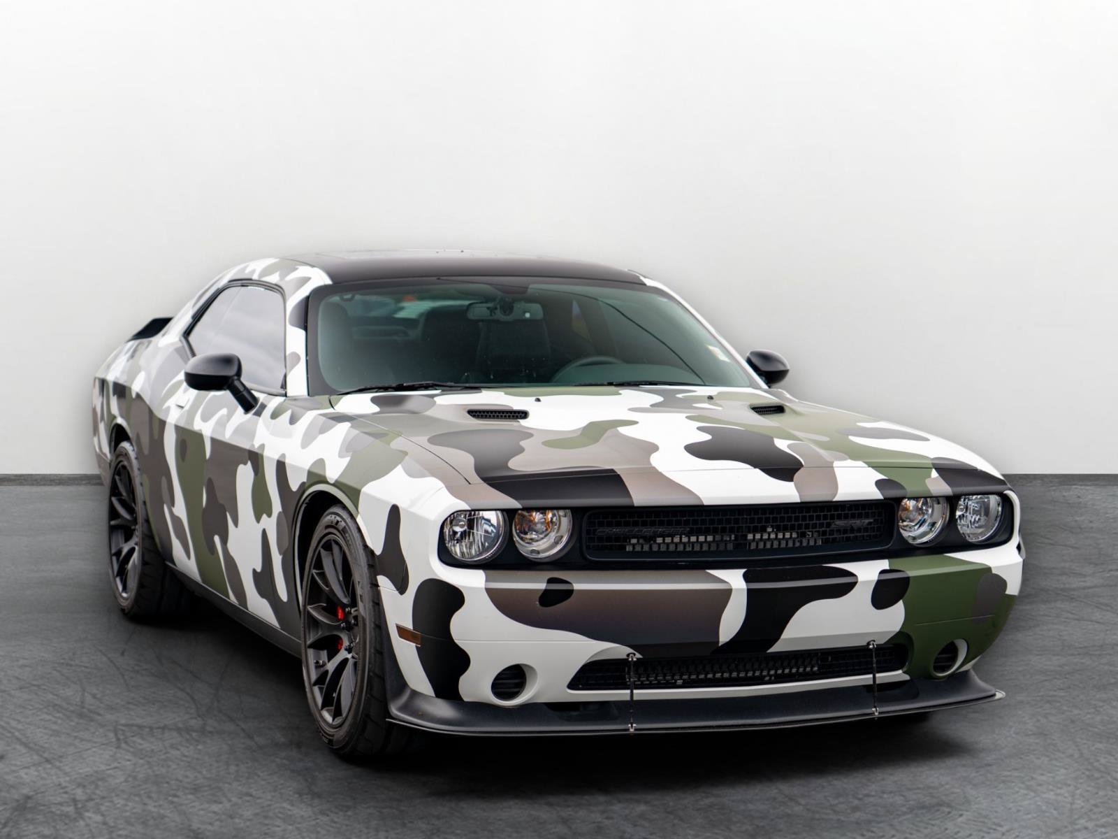Used 2014 Dodge Challenger SRT8 Core w/ Satin Vapor Edition RWD image 1