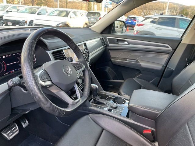 Used 2023 Volkswagen Atlas SEL R-Line AWD/4WD image 9