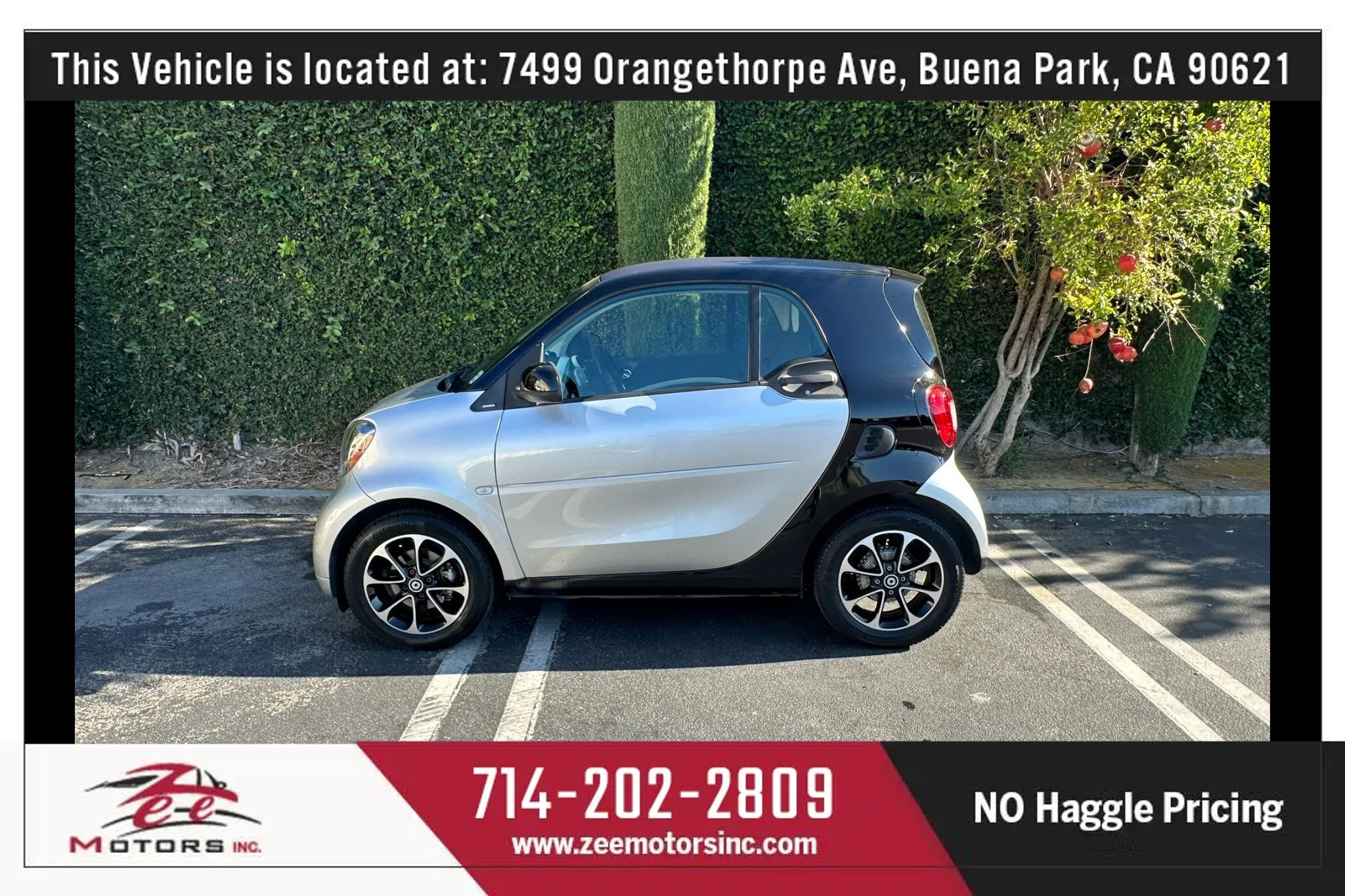Used 2016 smart fortwo passion RWD image 10