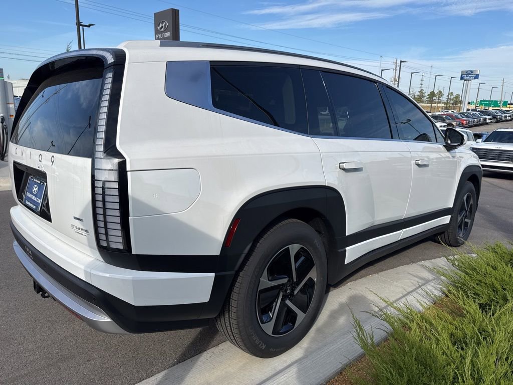 New 2026 Hyundai Ioniq 9 SE image 4