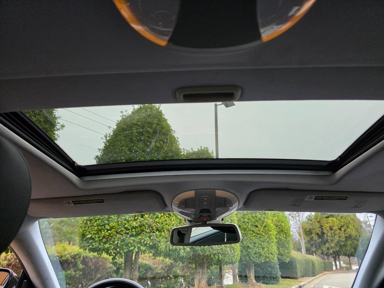 Used 2006 Mercedes-Benz CLS 500 w/ AMG Sport Pkg image 24