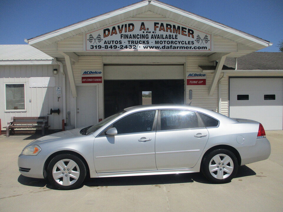 Used 2011 Chevrolet Impala LS FWD image 12