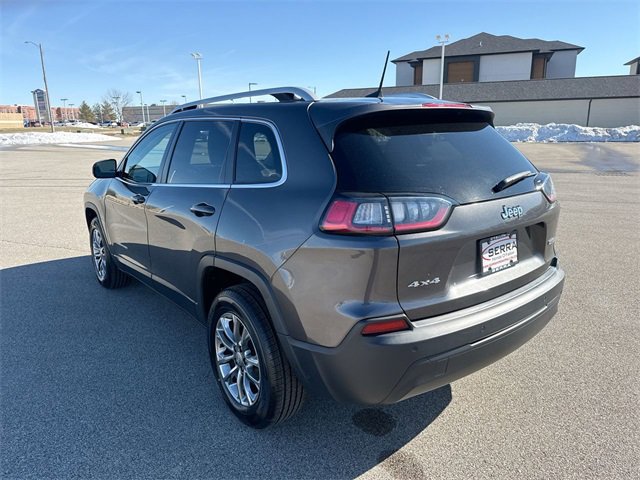 Used 2020 Jeep Cherokee Latitude Plus w/ Comfort/Convenience Group image 11