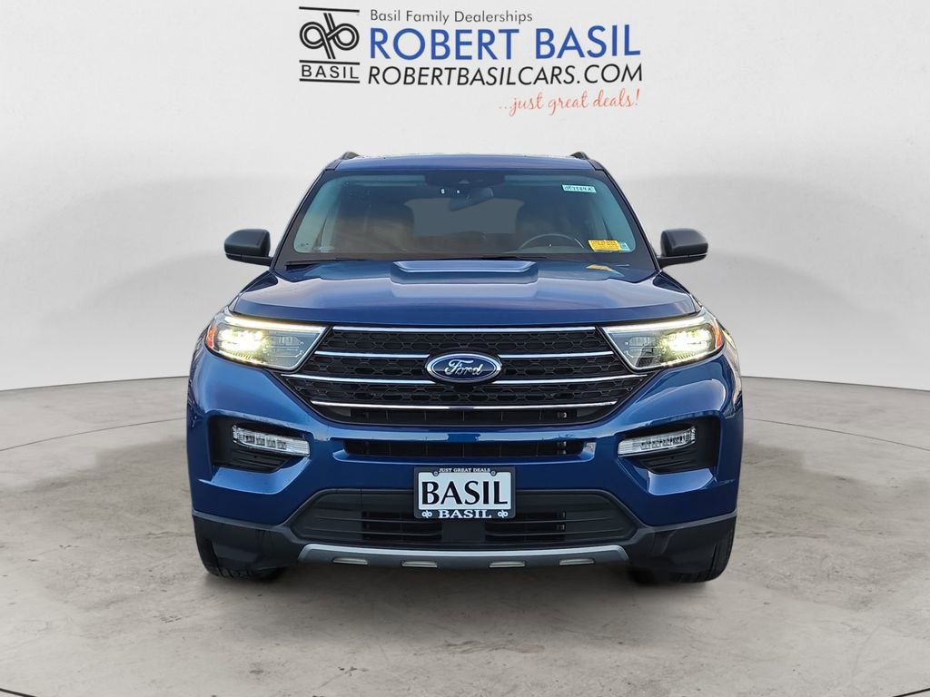 Used 2021 Ford Explorer XLT w/ Equipment Group 202A image 8