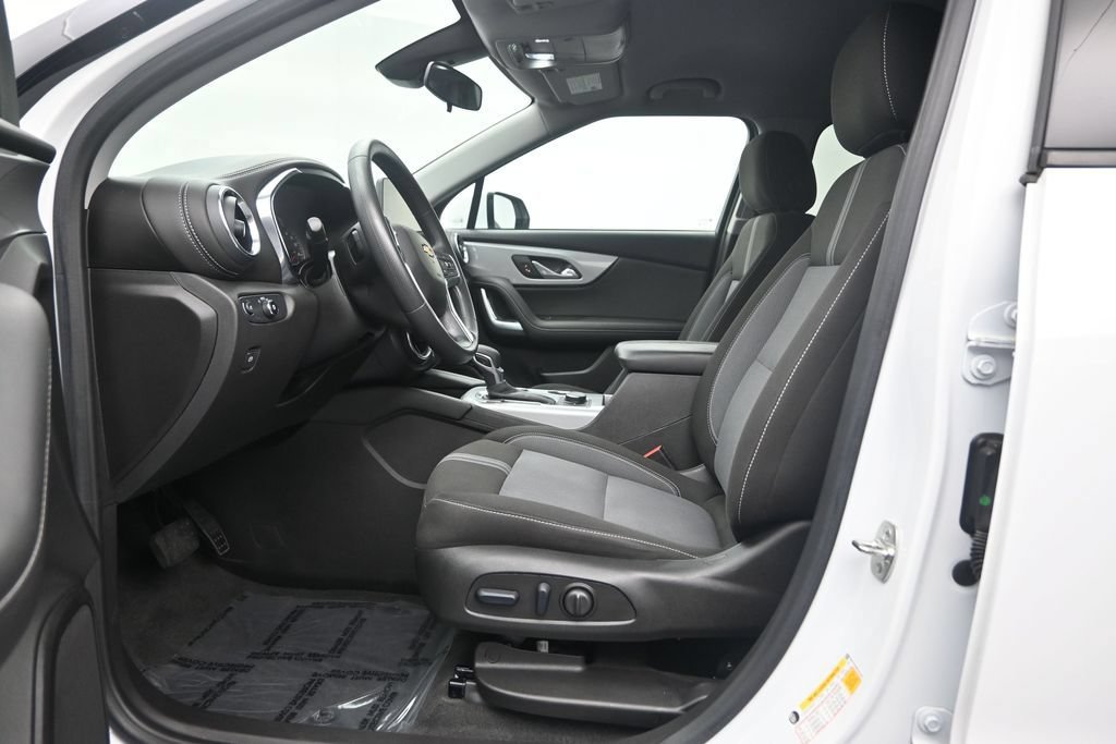 Used 2024 Chevrolet Blazer LT FWD image 12