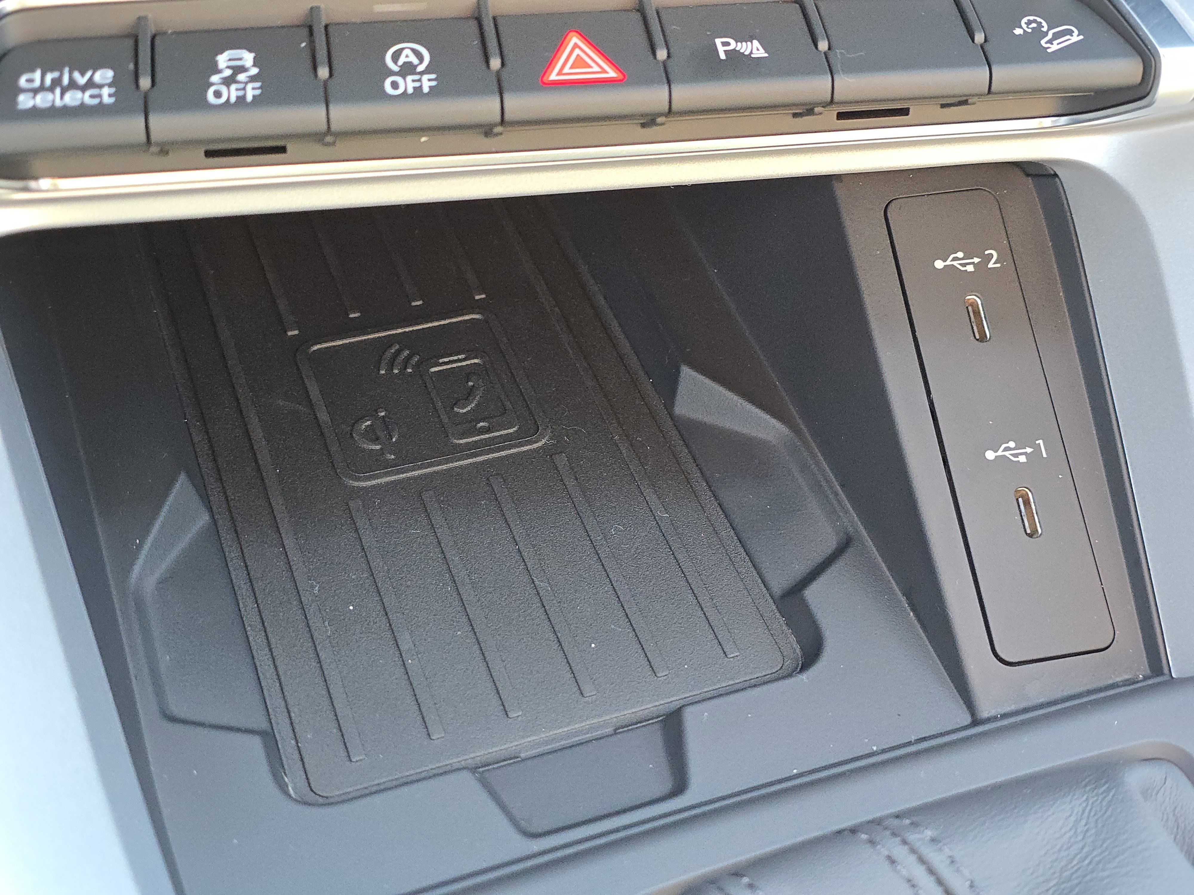 Certified 2025 Audi Q3 2.0T Premium w/ Convenience Package image 26