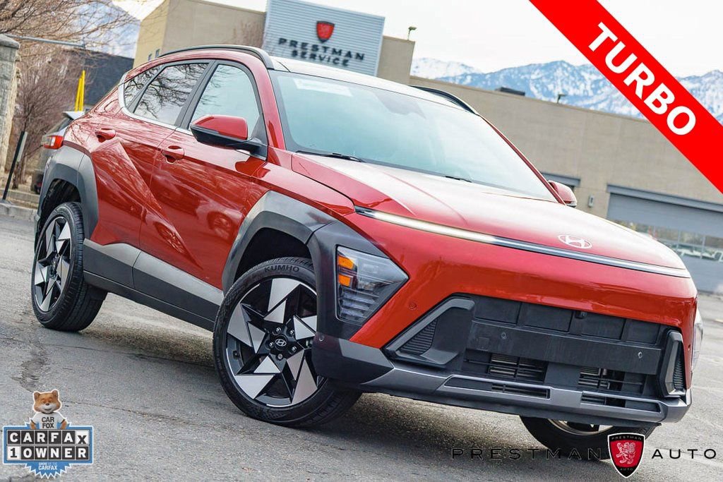 Used 2025 Hyundai Kona Limited AWD/4WD image 1