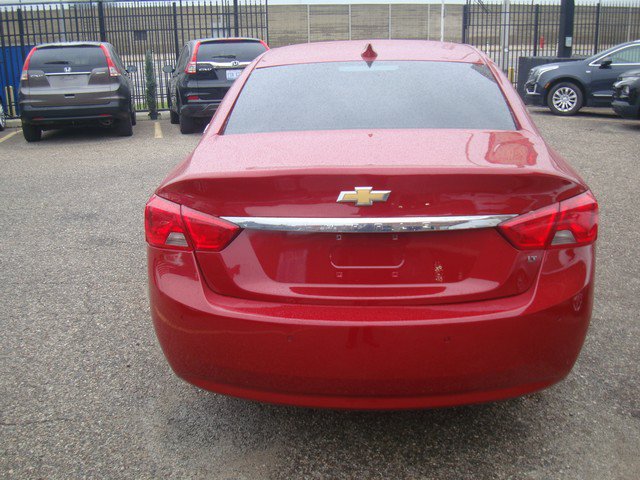 Used 2015 Chevrolet Impala LT w/ Convenience Package FWD image 4