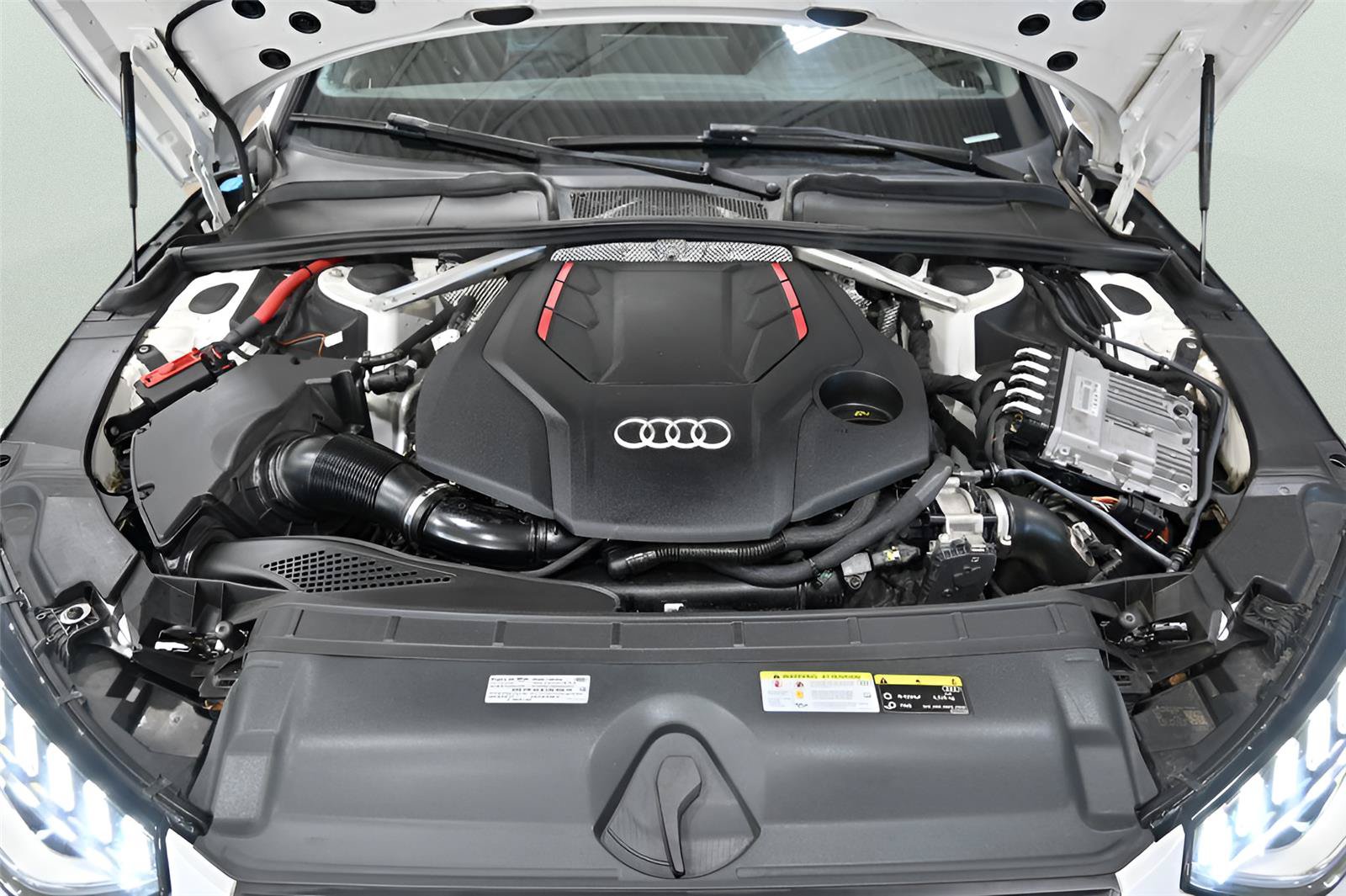 Used 2021 Audi S4 Premium w/ Convenience Package AWD/4WD image 32