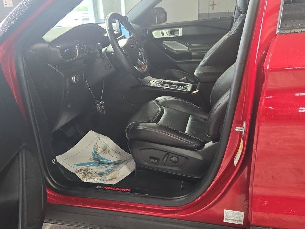 Used 2022 Ford Explorer ST w/ Equipment Group 401A AWD/4WD image 9