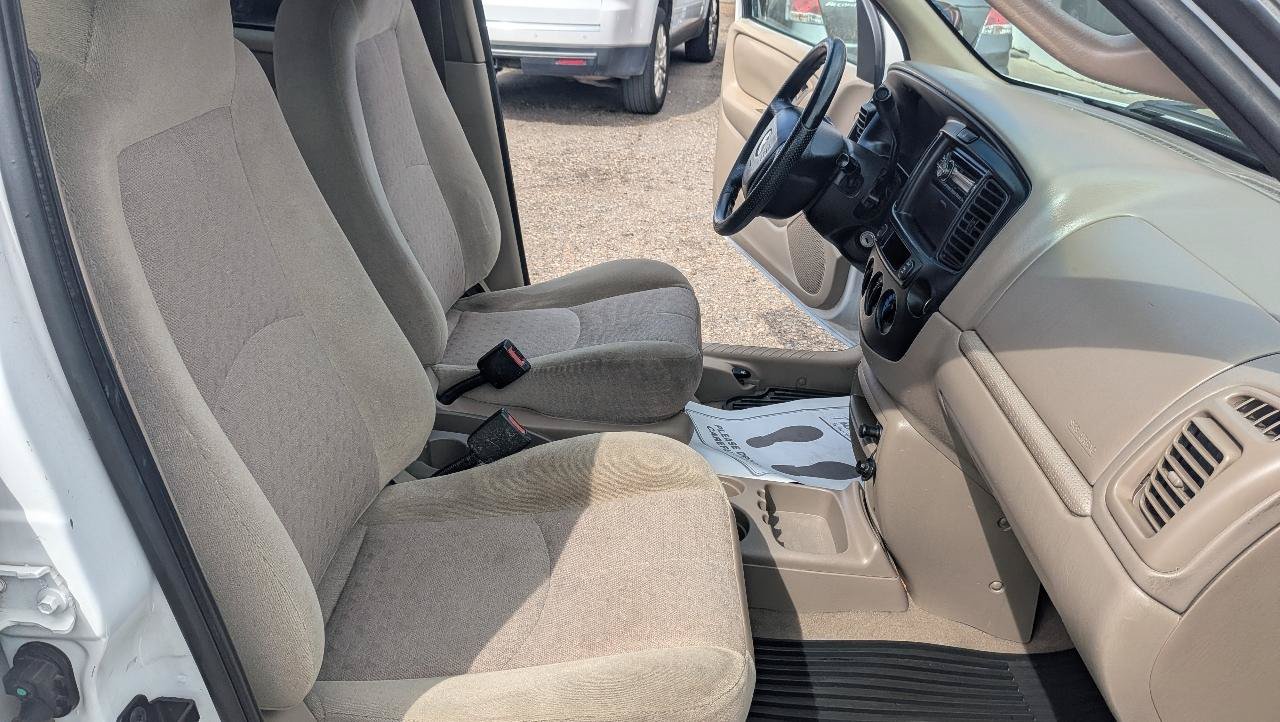 Used 2001 MAZDA Tribute DX AWD/4WD image 18