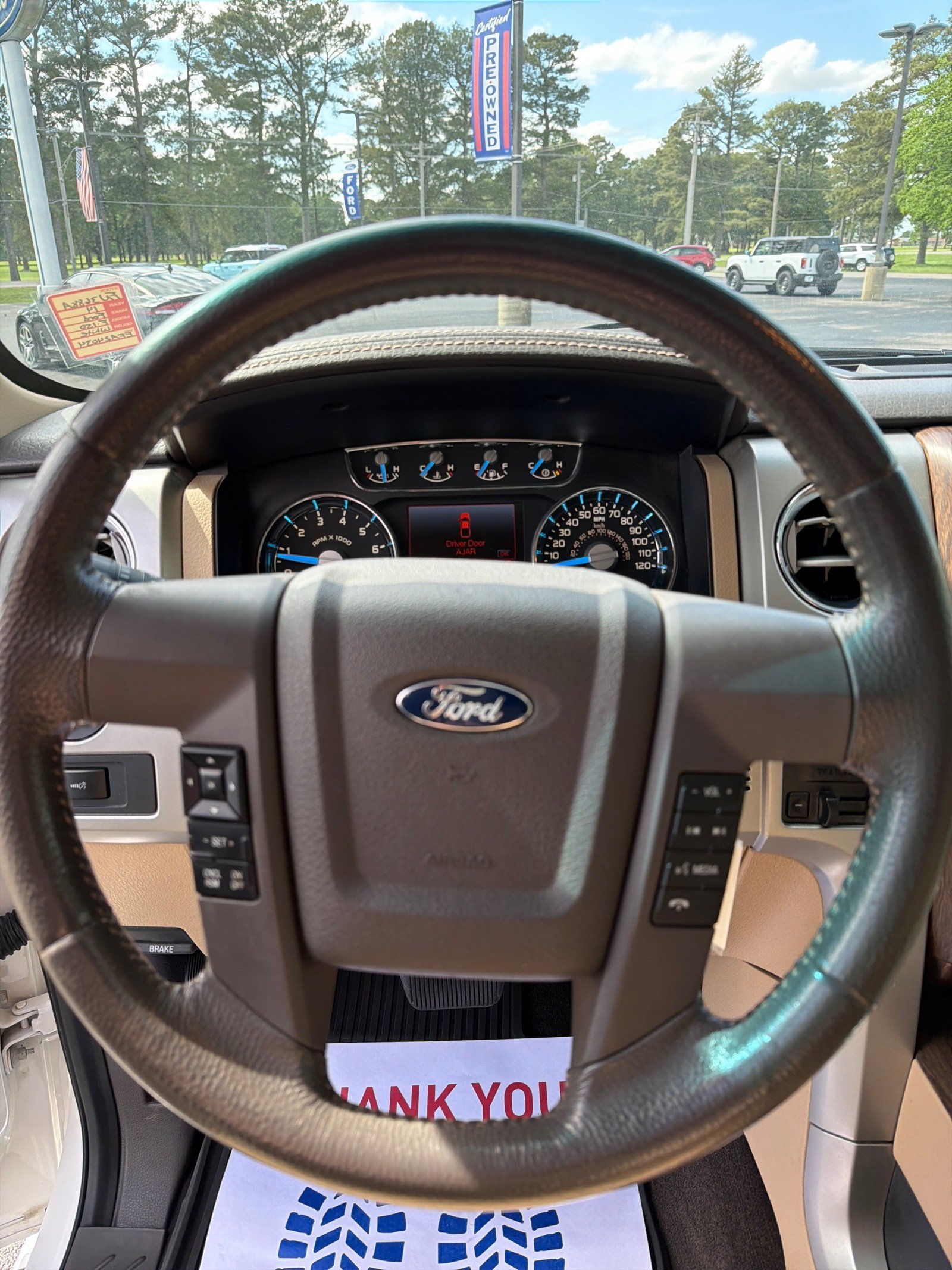 Used 2014 Ford F150 Lariat w/ Equipment Group 502A Luxury AWD/4WD image 16