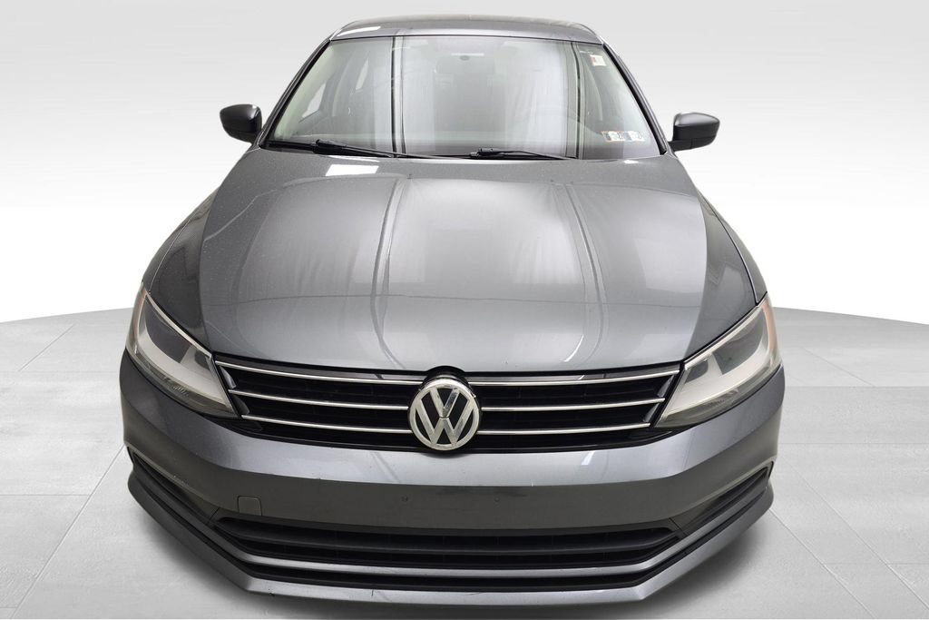 Used 2016 Volkswagen Jetta SE FWD image 3