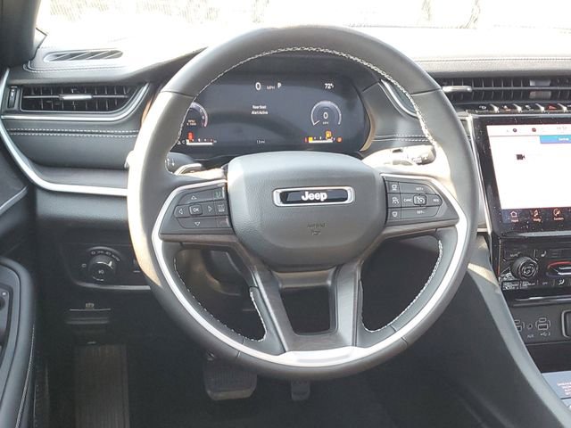 New 2025 Jeep Grand Cherokee Limited w/ Black Appearance Package image 7