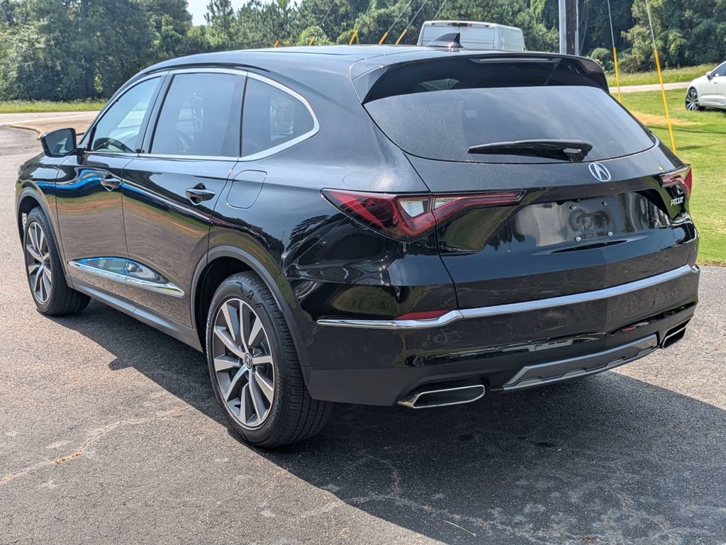 Used 2025 Acura MDX w/ Technology Package FWD image 4