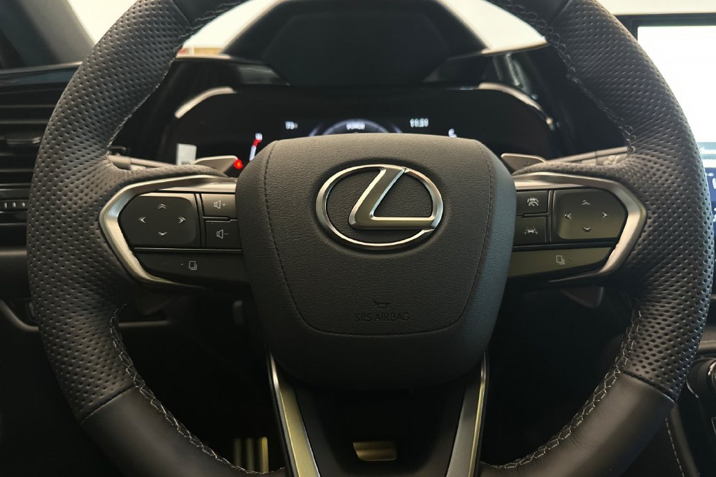 New 2026 Lexus NX 350h F Sport AWD/4WD image 23