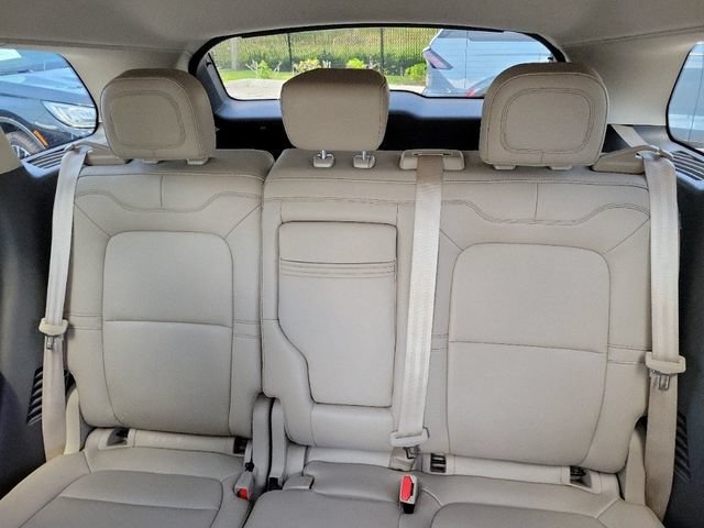 Certified 2024 Lincoln Corsair FWD image 11