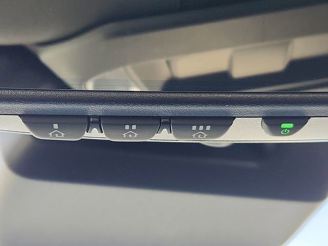 Certified 2025 Subaru Forester image 21