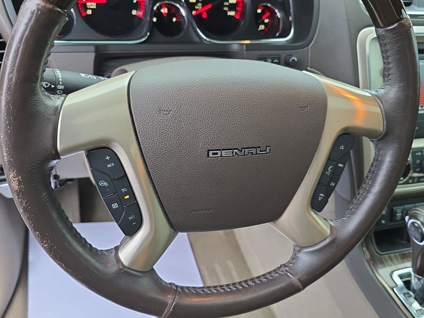 Used 2016 GMC Acadia Denali image 20