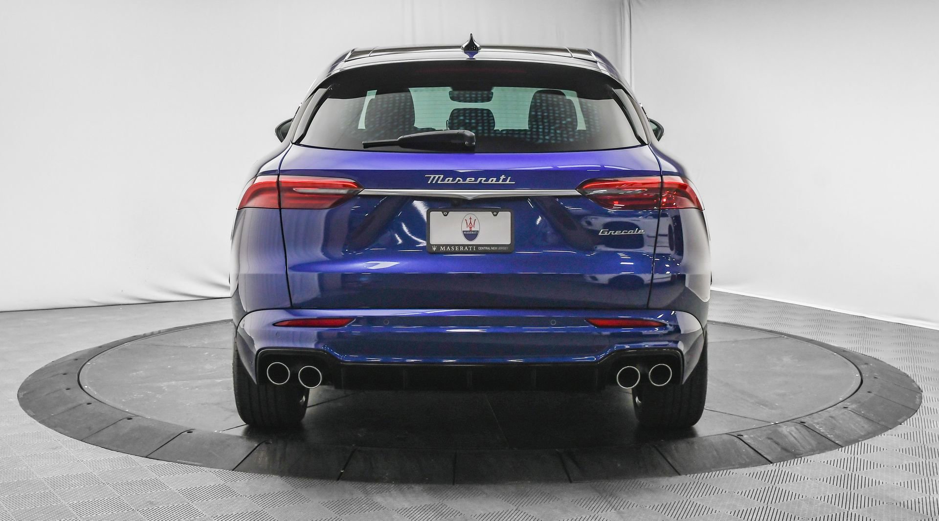 New 2025 Maserati Grecale GT image 6