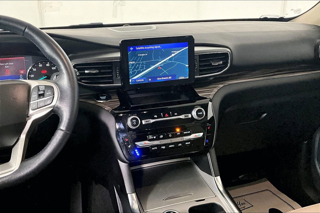 Used 2023 Ford Explorer Limited image 6