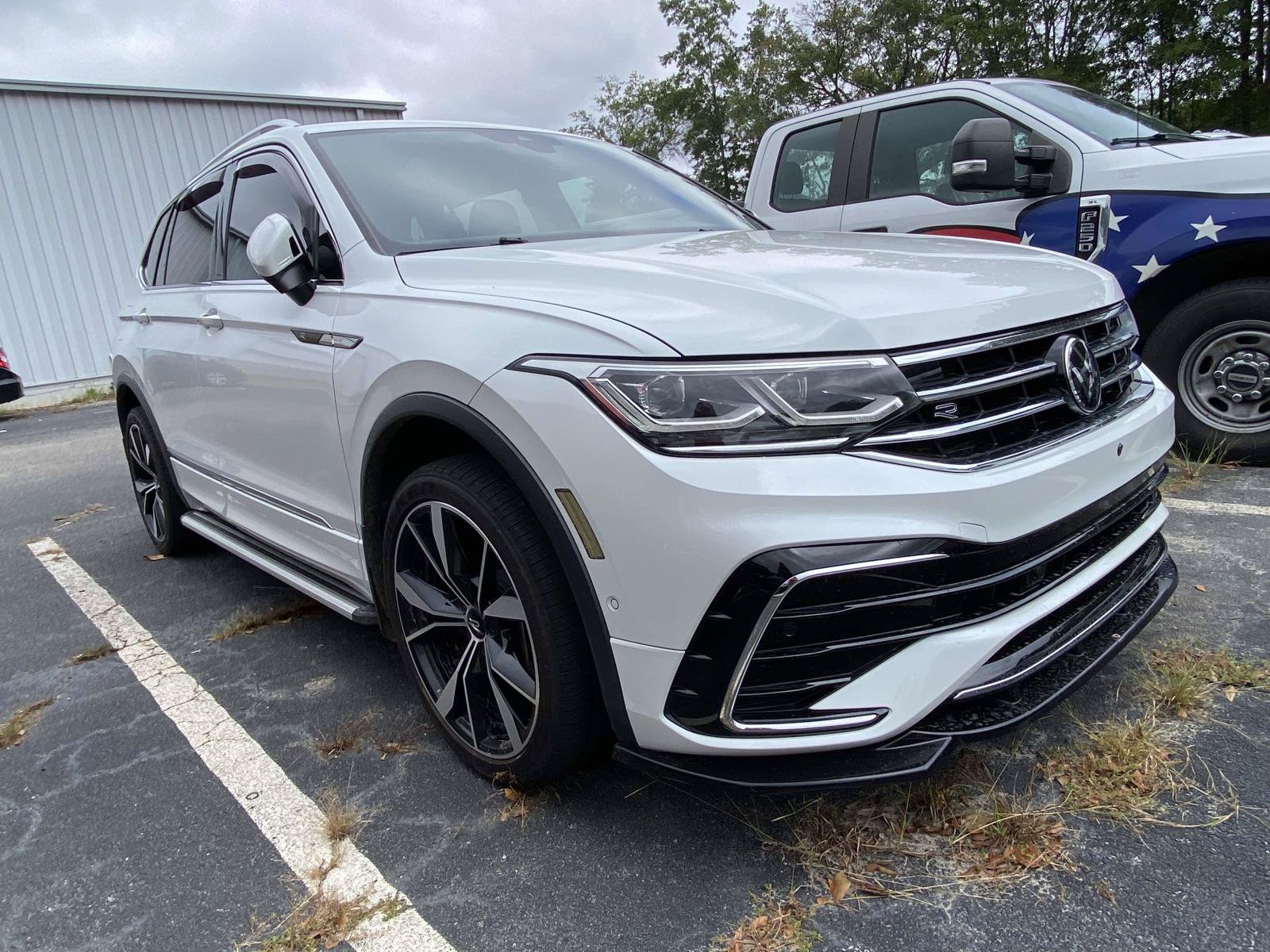 Used 2022 Volkswagen Tiguan SEL R-Line