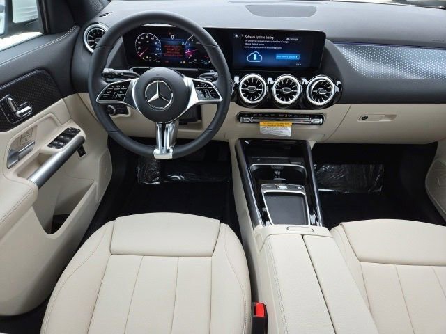 New 2025 Mercedes-Benz GLA 250 image 14