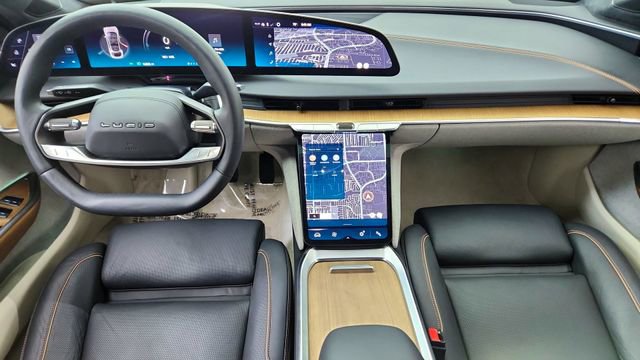Used 2024 Lucid Air Pure RWD image 35