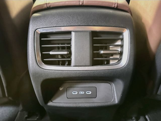 Used 2025 Acura RDX w/ Technology Package AWD/4WD image 27