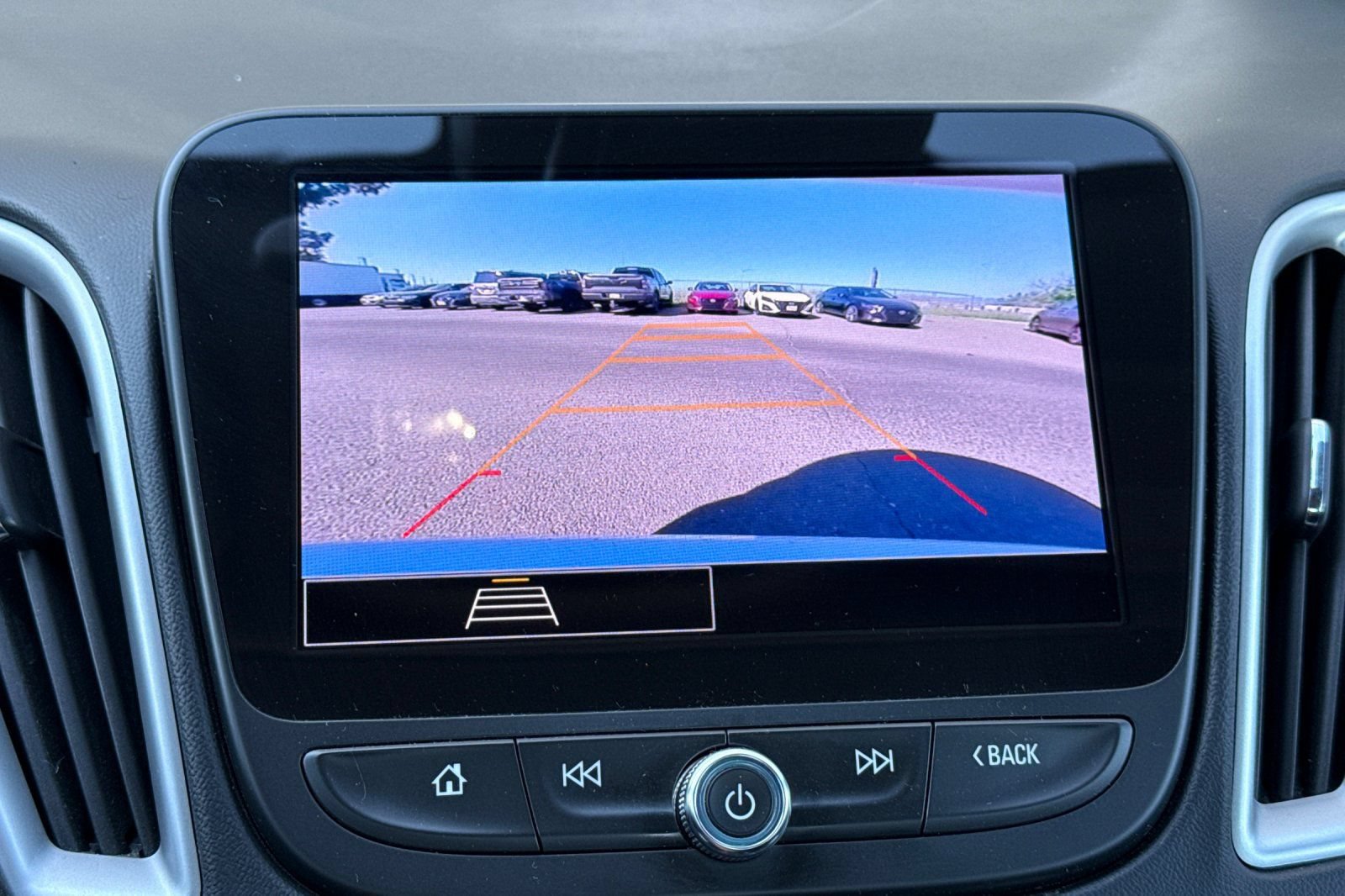 Used 2023 Chevrolet Malibu LT FWD image 24