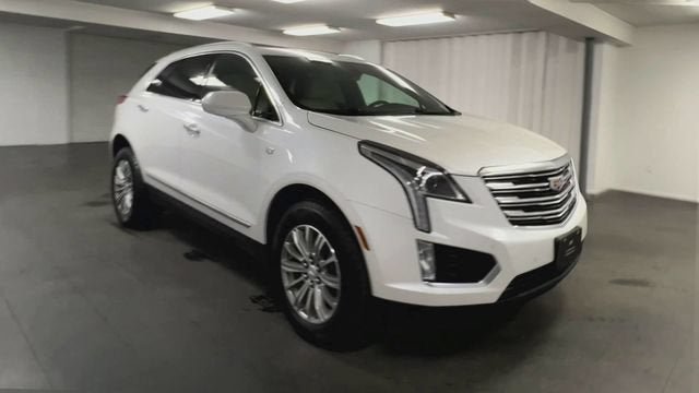 Certified 2018 Cadillac XT5 Luxury w/ Driver Awareness Package AWD/4WD image 2