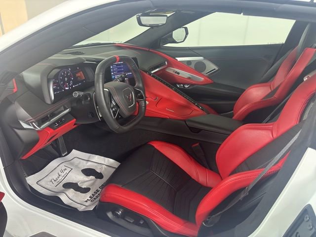 Used 2022 Chevrolet Corvette Stingray Premium Conv w/ Z51 Performance Package RWD image 2